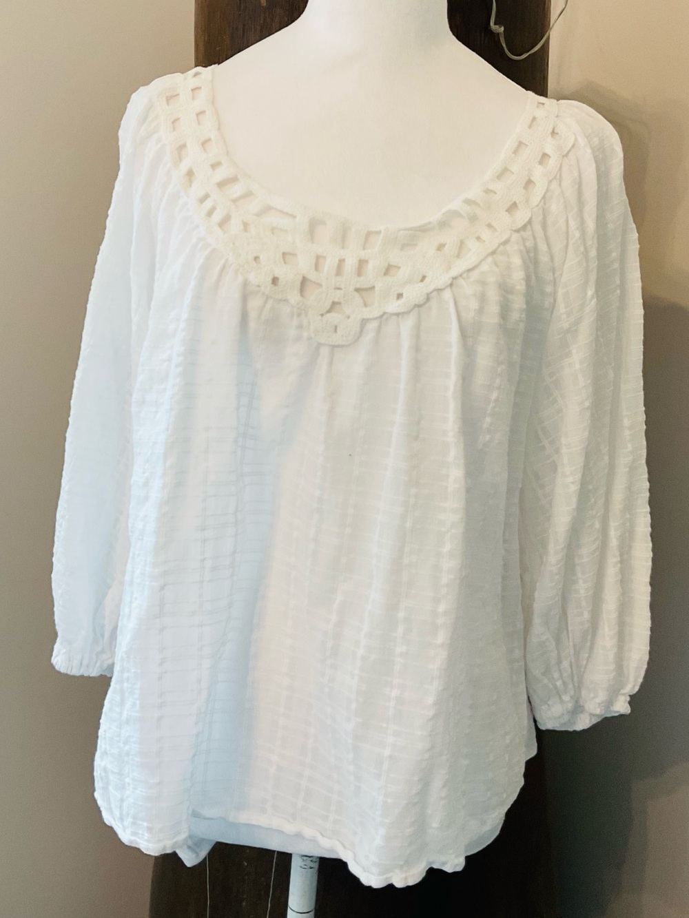 Max Studio White Openwork Crochet with Bubble sleeve top.